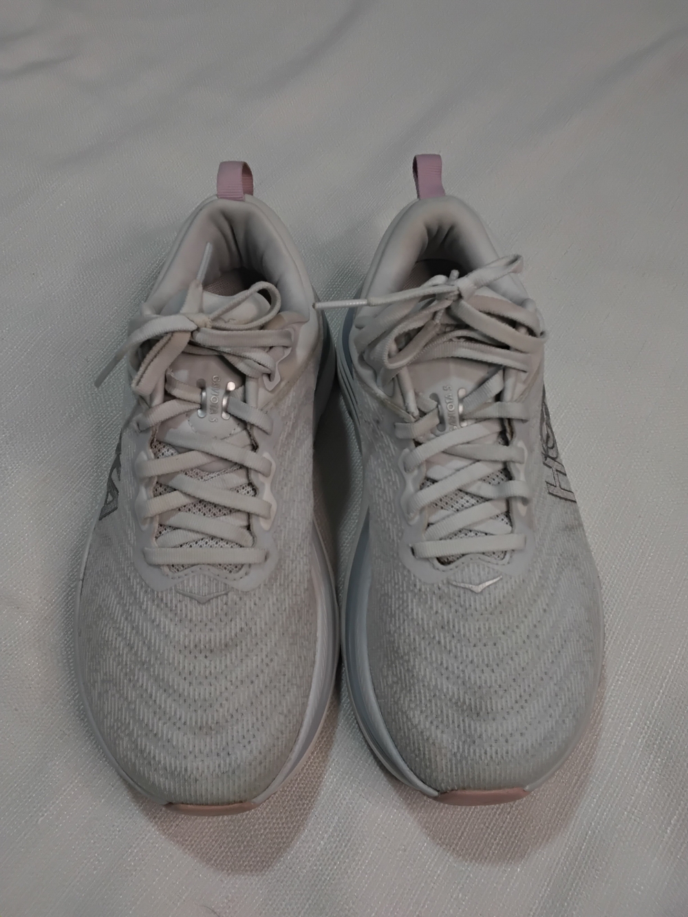 Hoka Gaviota 5 Women's Light Gray Athletic Sneakers with Pink Pull Tabs Sz 8D